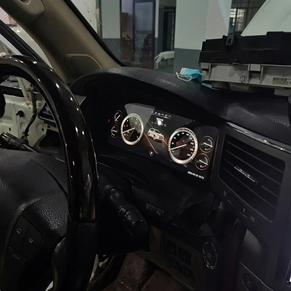 Lexus LX570: cabina di pilotaggio virtuale